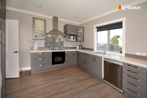 Photo of property in 16 Mills Street, Saint Kilda, Dunedin, 9012