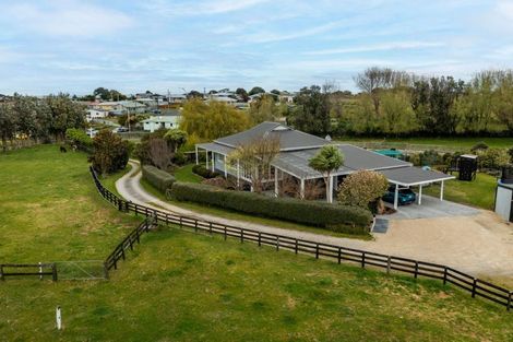 Photo of property in 21 Glenn Street, Castlecliff, Whanganui, 4501