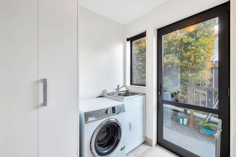 Photo of property in 6a Humphrey Kemp Avenue, Henderson, Auckland, 0612