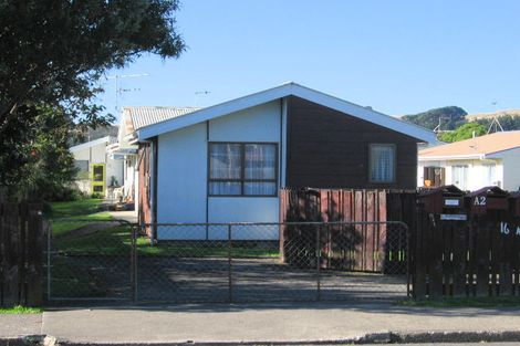 Photo of property in 6/16 Ngatitoa Street, Takapuwahia, Porirua, 5022