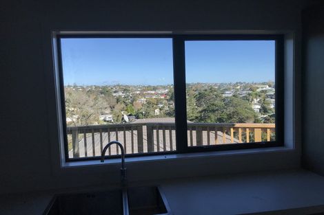 Photo of property in 38 Tree View Avenue, Glenfield, Auckland, 0629