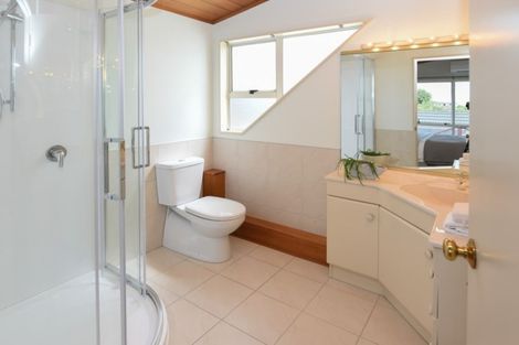 Photo of property in 2/158 Bucklands Beach Road, Bucklands Beach, Auckland, 2012