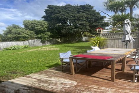 Photo of property in 878 Whangaparaoa Road, Manly, Whangaparaoa, 0930