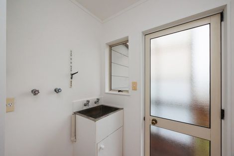 Photo of property in 101 Hillcrest Drive, Kelvin Grove, Palmerston North, 4414