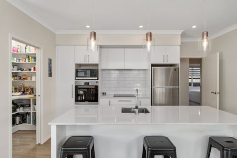 Photo of property in 77 Sandhurst Drive, Papamoa Beach, Papamoa, 3118