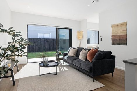 Photo of property in 64u3 Banbury Crescent, Fairfield, Hamilton, 3214
