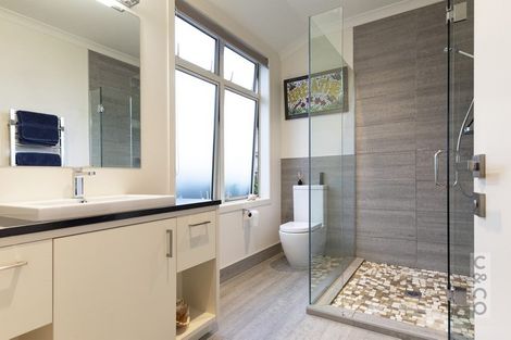 Photo of property in 42 Maude Street, Riverhead, 0820