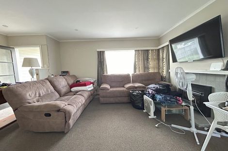 Photo of property in 99 Stanley Road, Glenfield, Auckland, 0629