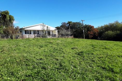 Photo of property in 194 Tarata Road, Inglewood, 4387