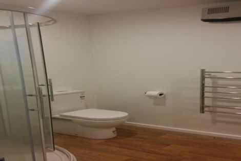 Photo of property in 104b Glanmire Road, Newlands, Wellington, 6037