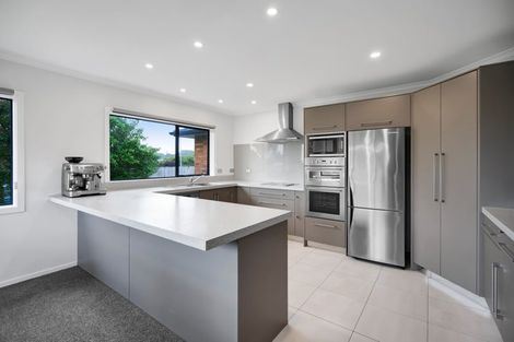 Photo of property in 37 Dillon Drive, Bell Block, New Plymouth, 4312