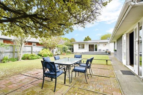 Photo of property in 70 Grahams Road, Burnside, Christchurch, 8041