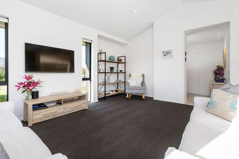 Photo of property in 38 Flint Road, Rolleston, 7614