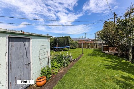 Photo of property in 2 Chard Street, Westown, New Plymouth, 4310