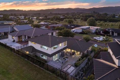 Photo of property in 32 Noble Johnston Drive, Katikati, 3129