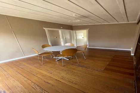 Photo of property in 35 Weymouth Street, New Plymouth, 4310