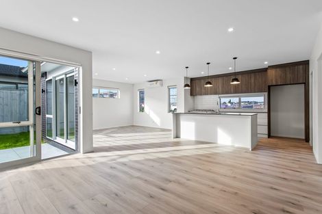 Photo of property in 32 Te Mura Crescent, Takanini, 2112