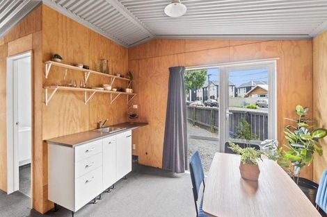 Photo of property in 15 Taramea Place, Addington, Christchurch, 8024