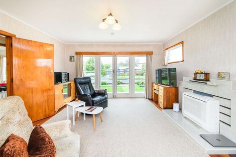 Photo of property in 8 Freyberg Street, Feilding, 4702