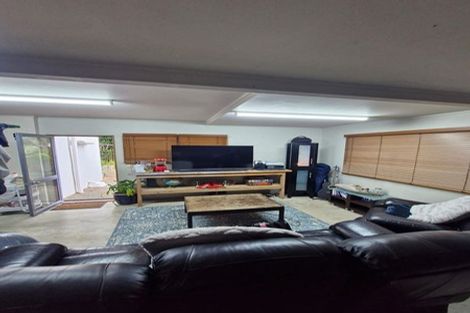Photo of property in 42b Duncansby Road, Stanmore Bay, Whangaparaoa, 0932