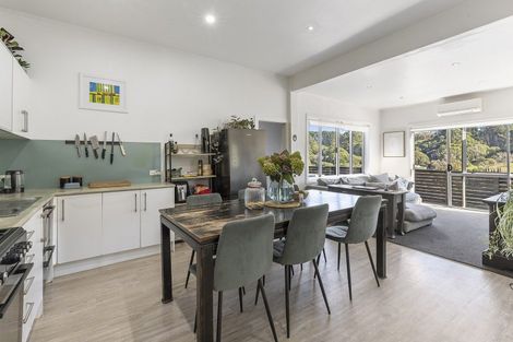 Photo of property in 9 Baden Road, Hataitai, Wellington, 6021