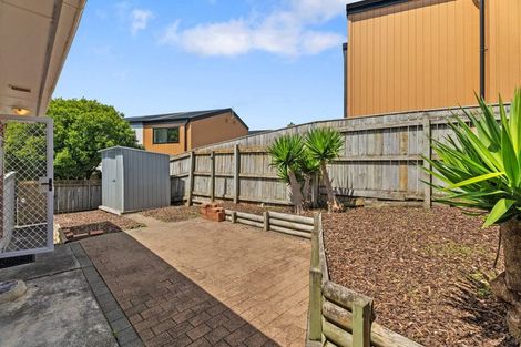 Photo of property in 1/8 Broadview Place, Howick, Auckland, 2014