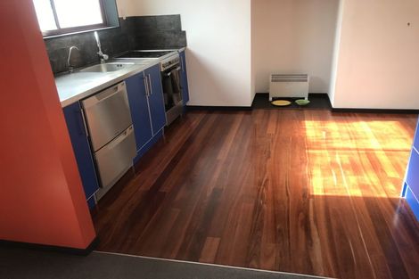 Photo of property in 27 Golf Road, Paraparaumu Beach, Paraparaumu, 5032