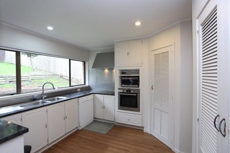 Photo of property in 11 Palmyra Way, Half Moon Bay, Auckland, 2012