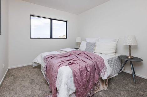 Photo of property in 12 Mark Edgar Place, Clendon Park, Auckland, 2103
