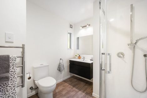 Photo of property in 32 Farnham Street, Mornington, Wellington, 6021