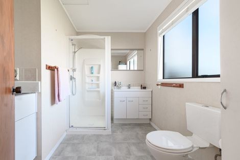 Photo of property in 17 Waimapu Street, Greerton, Tauranga, 3112