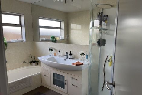 Photo of property in 5 Sophies Way, Papamoa Beach, Papamoa, 3118
