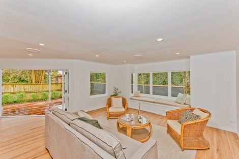 Photo of property in 51 Cambridge Road, Riverhead, 0820