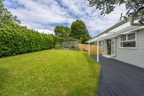 Photo of property in 2/13 Tilden Avenue, Hillcrest, Auckland, 0627