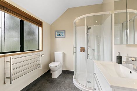 Photo of property in 12 Amesbury Drive, Churton Park, Wellington, 6037