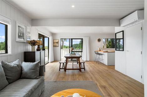 Photo of property in 111 Waireka Place, Whangamata, 3620