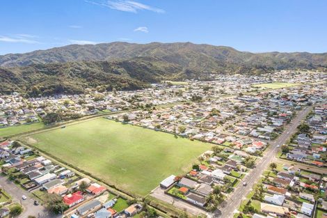 Photo of property in 13 Henrietta Maxwell Grove, Wainuiomata, Lower Hutt, 5014