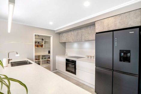 Photo of property in 4 Hunter Lane, Amberley, 7410