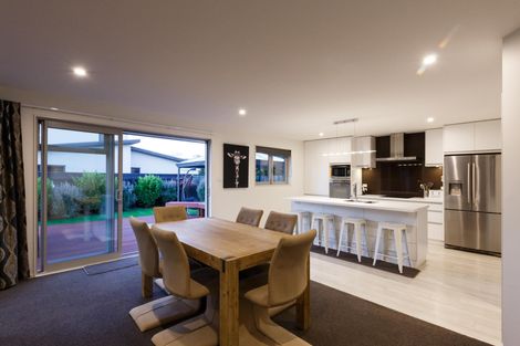 Photo of property in 23 Raglan Avenue, Cloverlea, Palmerston North, 4412
