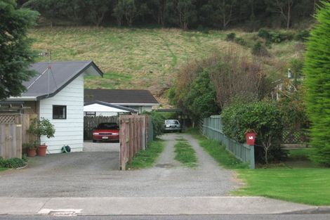 Photo of property in 73 Elizabeth Street, Waikanae, 5036