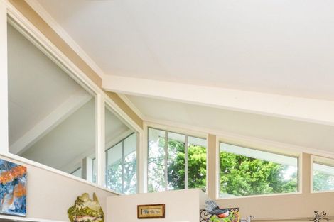 Photo of property in 16 Antrim Place, Hokowhitu, Palmerston North, 4410