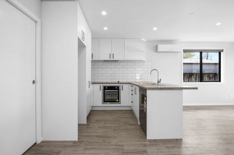 Photo of property in 16u2 Betley Crescent, Fairview Downs, Hamilton, 3214