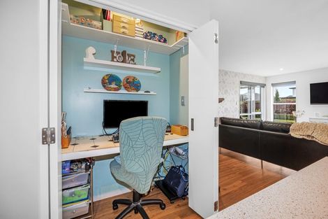 Photo of property in 93 Cairnbrae Drive, Prebbleton, 7604