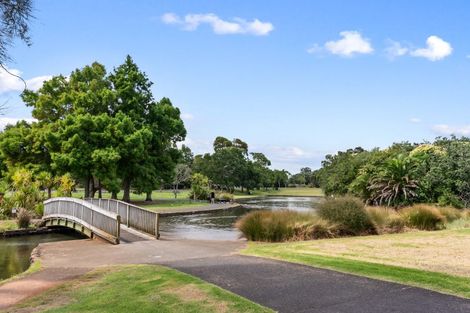 Photo of property in 1/219 Lake Road, Belmont, Auckland, 0622