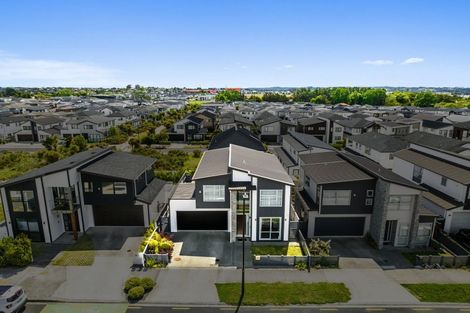 Photo of property in 25 Roa Avenue, Hobsonville, Auckland, 0616