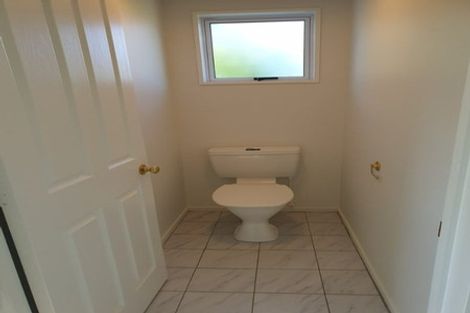 Photo of property in 1/8 Wardour Mews, Avonhead, Christchurch, 8042