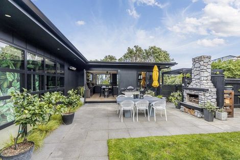 Photo of property in 14 Alexandra Road, Roseneath, Wellington, 6021