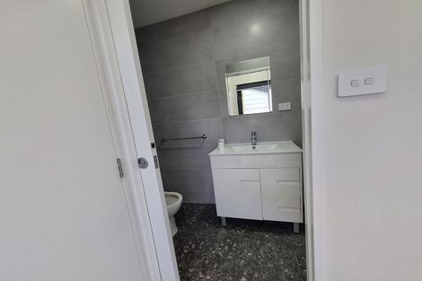 Photo of property in 2 Arnhem Place, Pukekohe, 2120