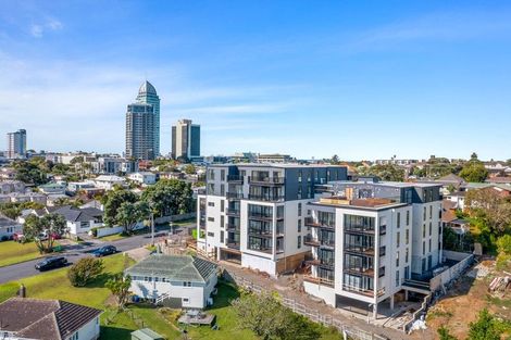 Photo of property in 1/32 Tennyson Avenue, Takapuna, Auckland, 0622