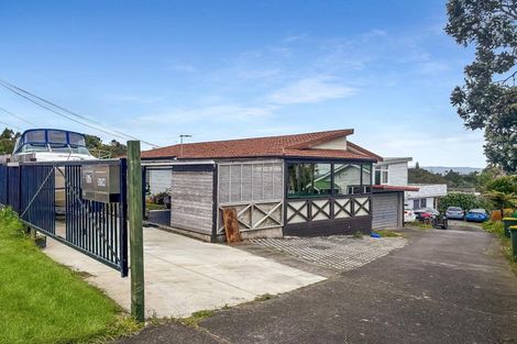 Photo of property in 1/56 Birkdale Road, Birkdale, Auckland, 0626